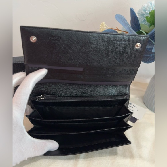 EUC✨PRADA Nylon & Leather Bifold Wallet - Picture 8 of 14